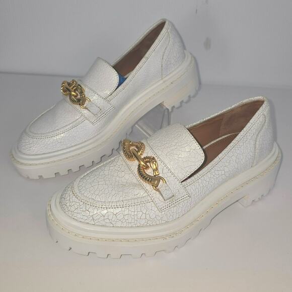 Tory Burch Jessa Lug Sole Loafer White Crackle Gold Tone Metal Horse Head Size 7 - Picture 4 of 13